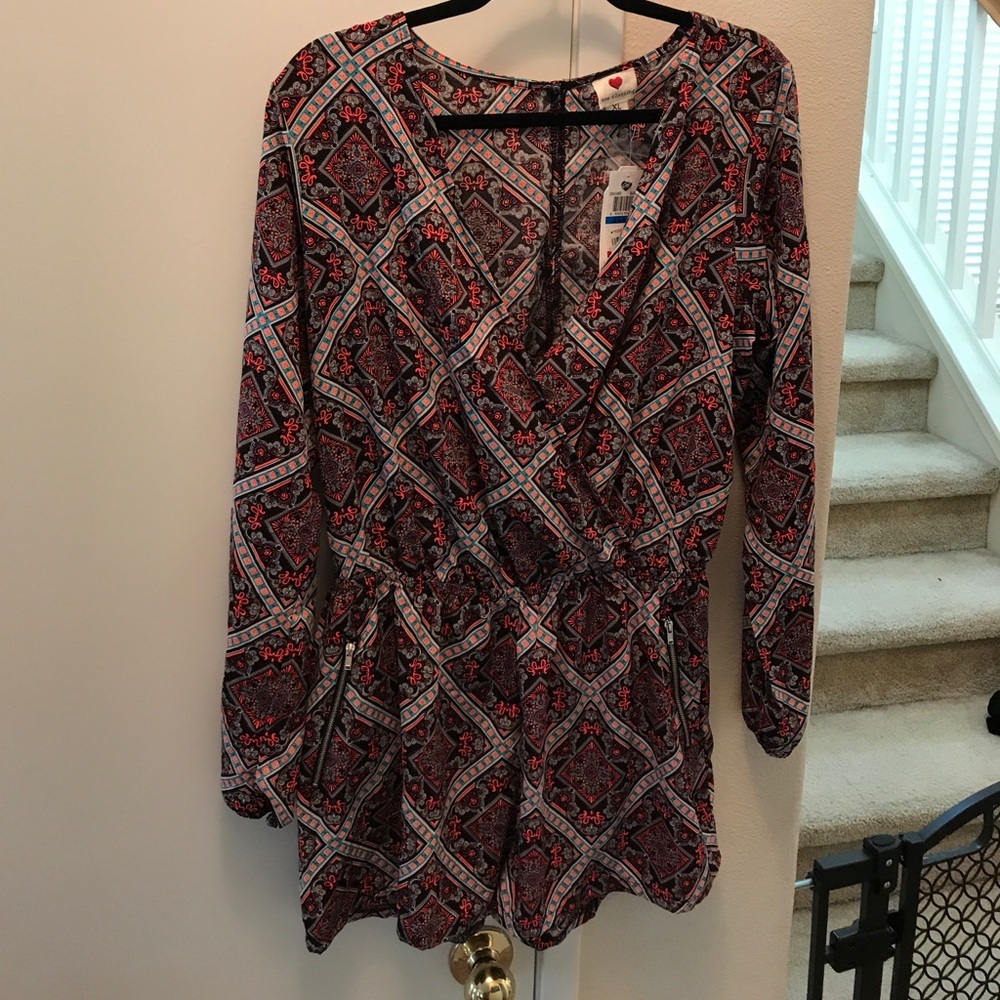 NWOT dressy romper with pocketed